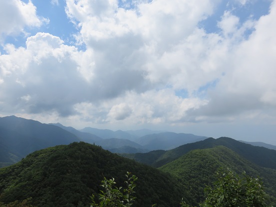 山梨百名山滝戸山