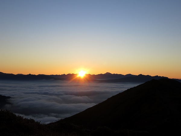 f:id:aohige0718:20170826160239j:plain ご来光