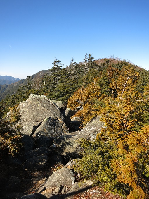 岩稜歩きと紅葉