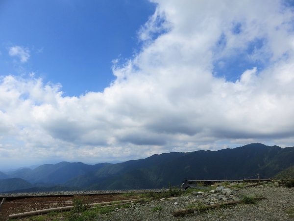 三ノ塔の山頂