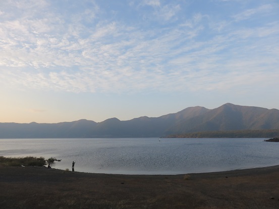 中ノ倉山・雨ヶ岳稜線