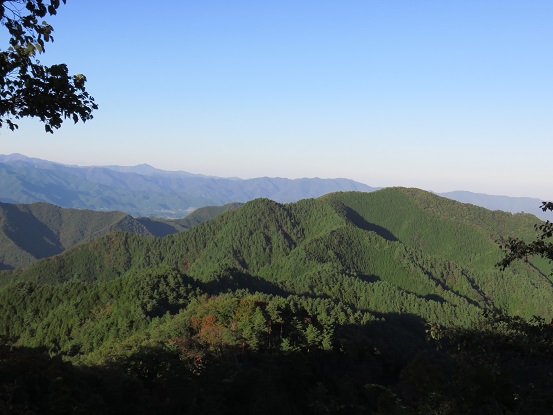 棚ノ入山からの景色の様子