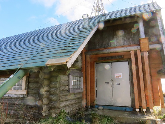 三ノ塔避難小屋
