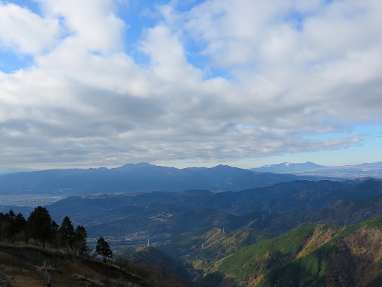 箱根最高峰の神山