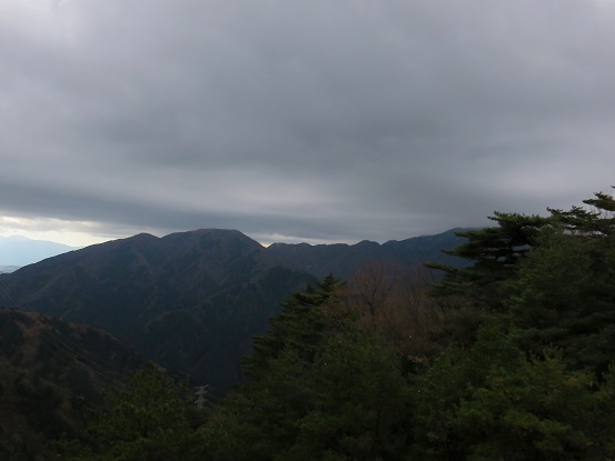 大山とミズヒノ頭悪天