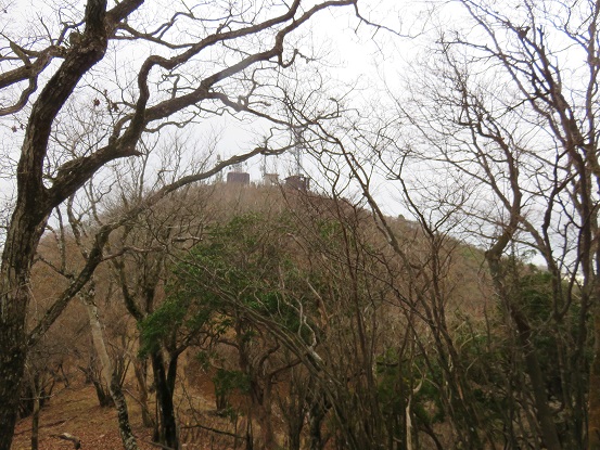 大山山頂のアンテナ