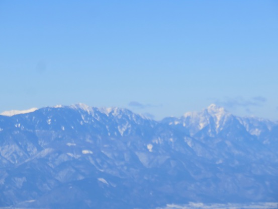 甲斐駒ヶ岳でお隣が鳳凰三山