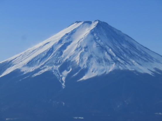 清八山から三ツ峠山富士山のアップ