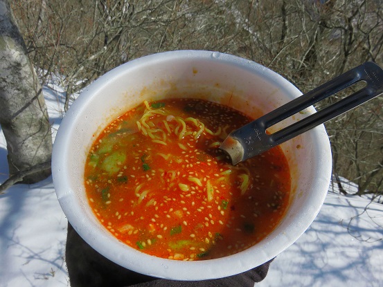 ガス缶山飯料理