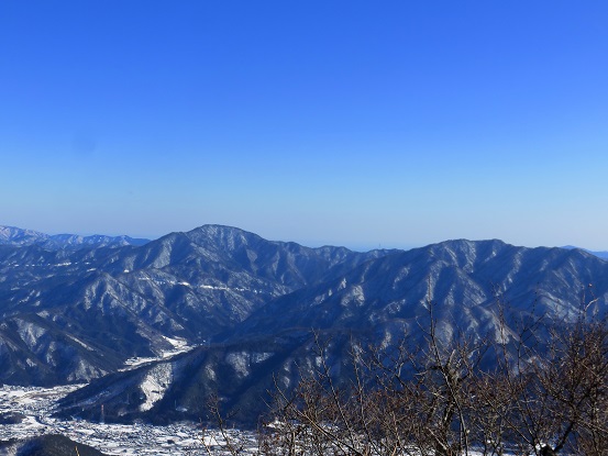 御正体山と杓子山