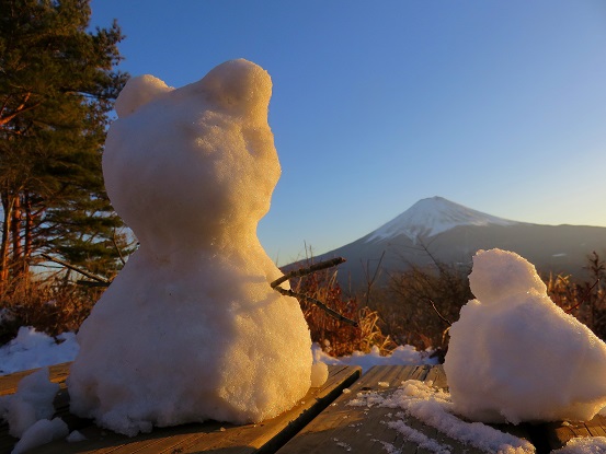 富士見台雪ダルマ