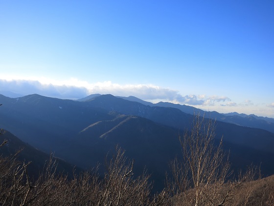 和名倉山周辺奥秩父の山並み