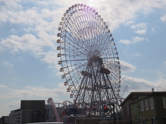 横浜観覧車、ジェットコースター