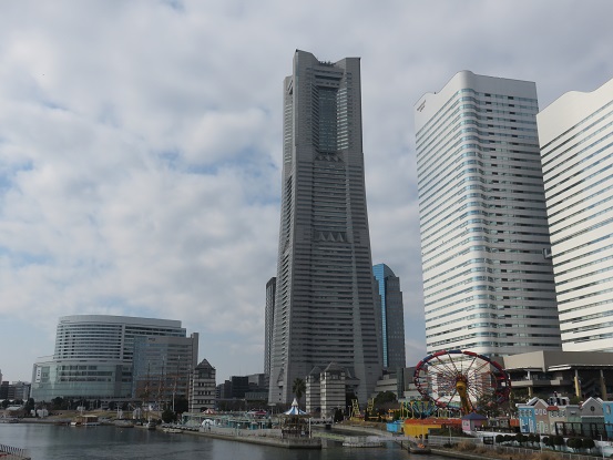 横浜ランドマークタワー