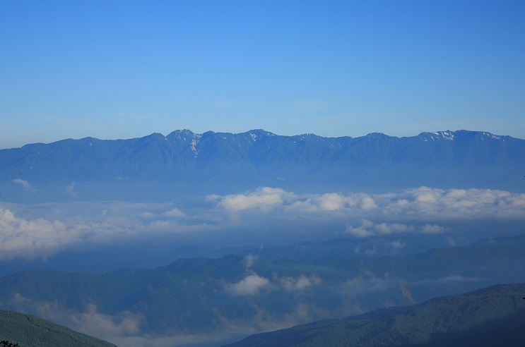 塩見岳登山道からの中央アルプス景色