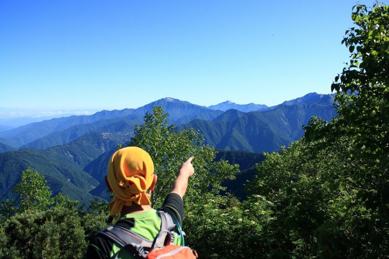 塩見岳日帰り登山中の様子