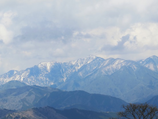 丹沢山塊の檜洞丸方面