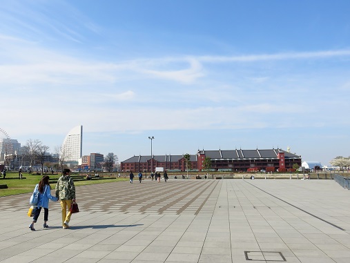 f:id:aohige0718:20180330201657j:plain 赤レンガ倉庫カップル