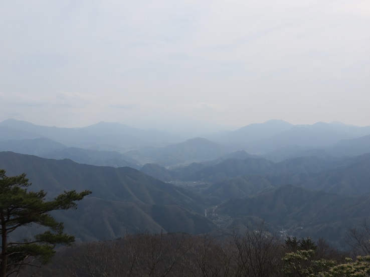 麻生山低山とは思えない景色
