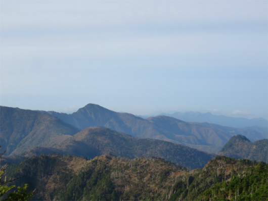 アップの釈迦ヶ岳