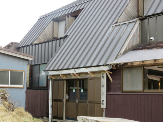 弥山小屋周辺とテント場