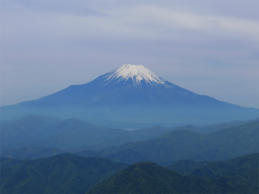 f:id:aohige0718:20180524204605j:plain 富士山雪
