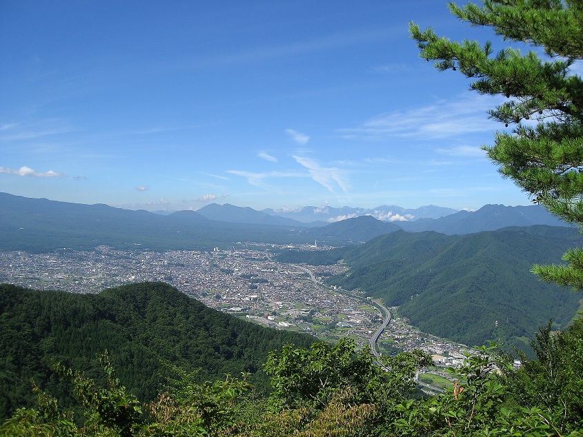 南アルプス、三つ峠山も綺麗