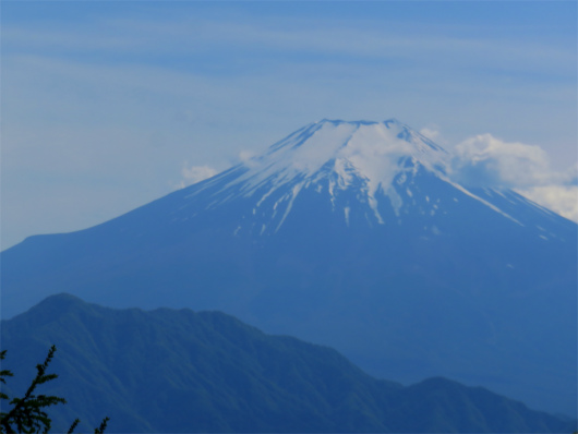 扇山山頂からの富士山の景色