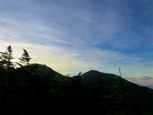 甲武信ヶ岳と木賊山