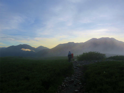 f:id:aohige0718:20180816172031j:plain 右赤石岳左荒川岳