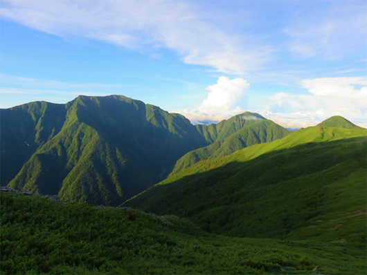 f:id:aohige0718:20180816172248j:plain 聖岳に兎岳