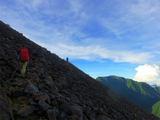 f:id:aohige0718:20180816172350j:plain 赤石岳の本格的な登り