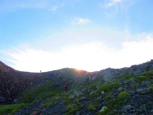 f:id:aohige0718:20180816172440j:plain 赤石岳の稜線手前