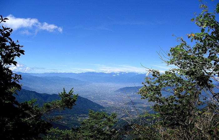 f:id:aohige0718:20180902112138j:plain 甲府盆地