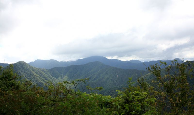 笹子雁ヶ腹摺山から富士山の絶景