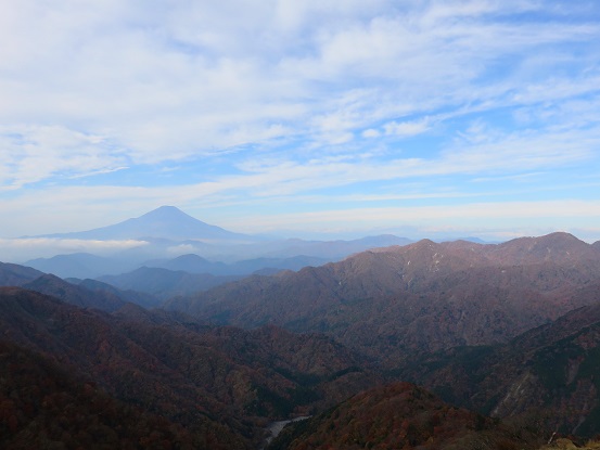 塔ノ岳山頂からの富士山