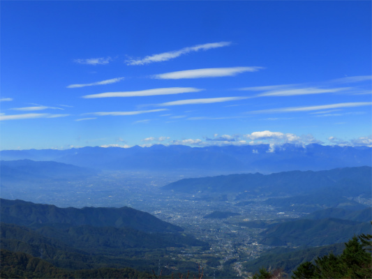 大菩薩嶺から大菩薩峠甲府市街