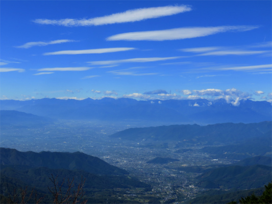 大菩薩から見る甲府市街