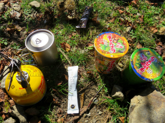 大菩薩峠でカップラーメン２個セット