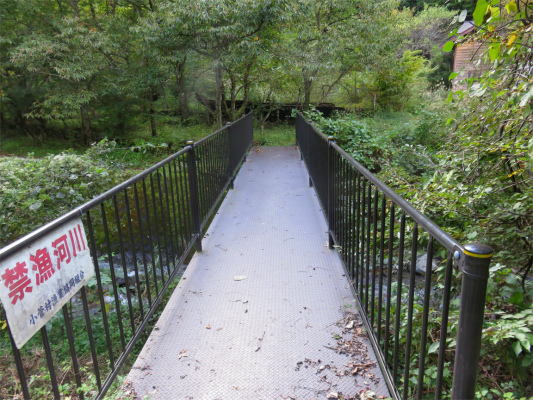 牛ノ寝通りの登山口