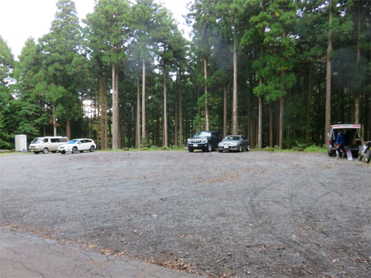 愛鷹山駐車場
