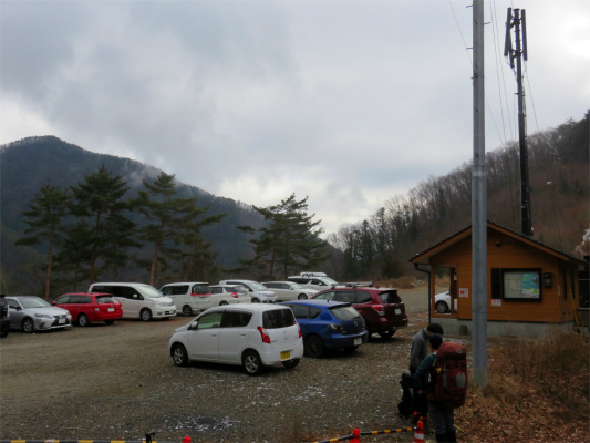 丹波村営の無料駐車場