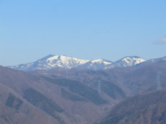 米沢山からお坊山の稜線