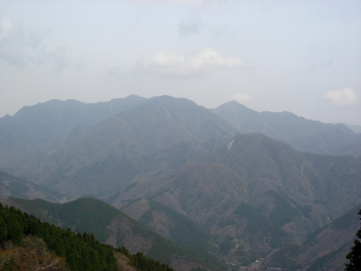 権現山から屏風岩山