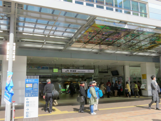 熱海観光南側にお店や観光地
