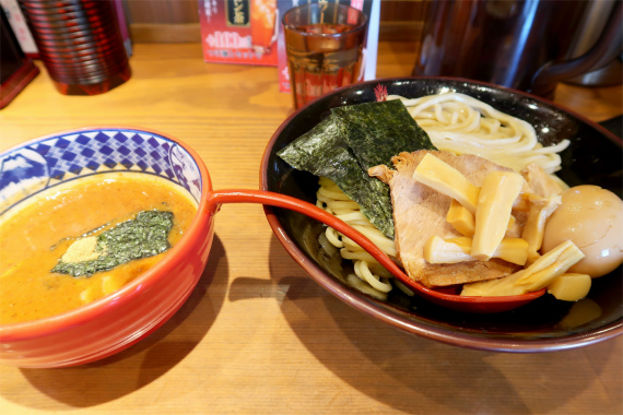 三田盛りランチ（１、０００円）