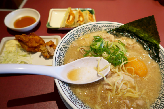 丸源ラーメン唐揚げ餃子ランチ