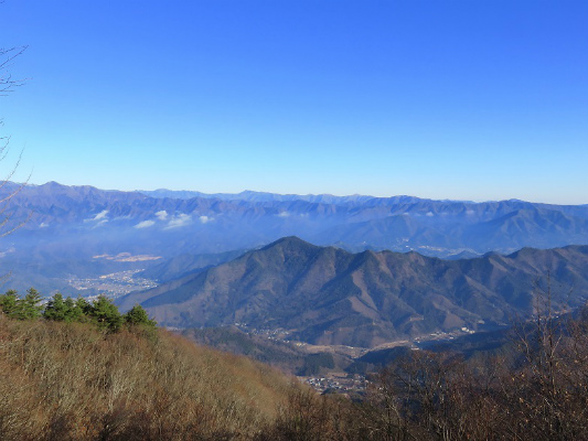 二十六夜山噂の通り展望抜群の山頂