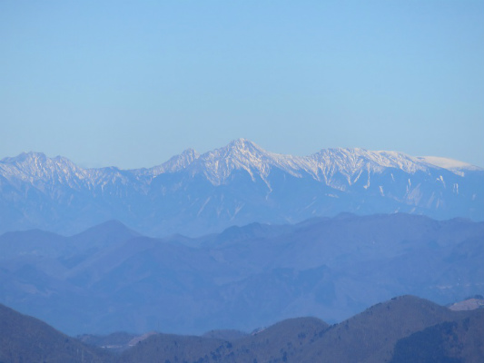 道志山塊から八ヶ岳
