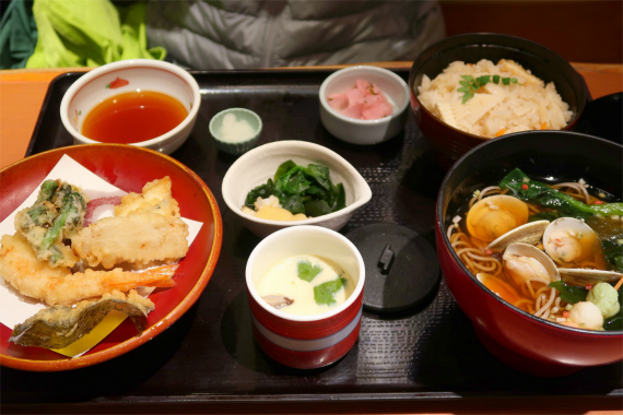 シジミ蕎麦炊き込みご飯、天ぷら